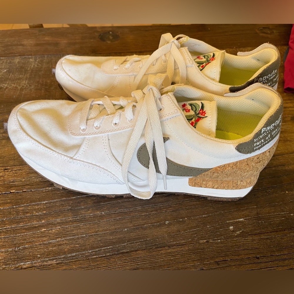 Nike Daybreak-Type Cork - Pagoda